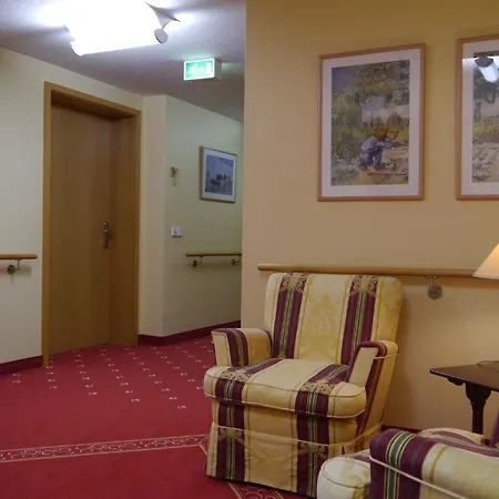 & Residenz Am Kurpark 3*