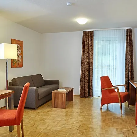 & Residenz Am Kurpark سخلانغنباد